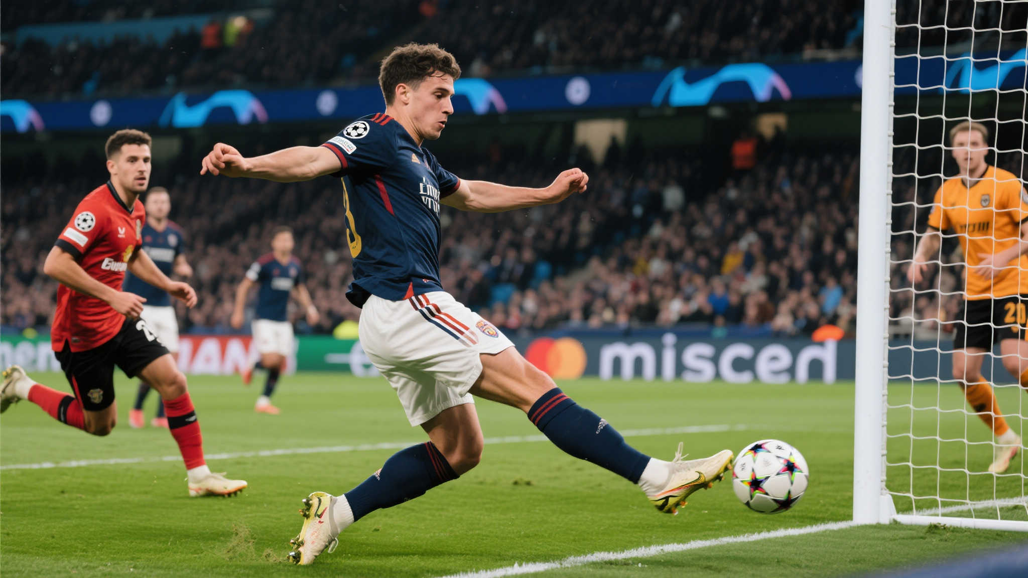 除了绝佳助攻外，在这紧凑时段里，他同样展现自身强大